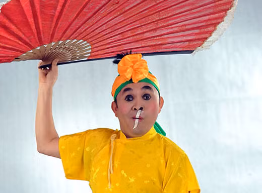 Xuân Hinh thực hiện ước mơ Hề chèo