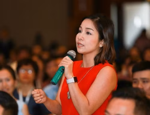 Mỹ Linh gây nhiều tranh cãi khi phát biểu "muốn rẻ thì đừng đòi đồ sạch". 