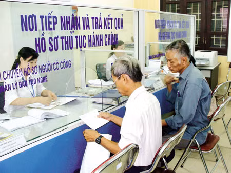 TPHCM yêu cầu xin lỗi dân nếu chậm trễ thủ tục hành chính