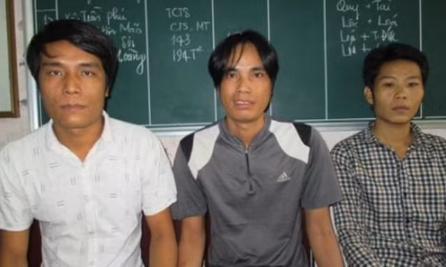 Các đối tượng bị bắt.