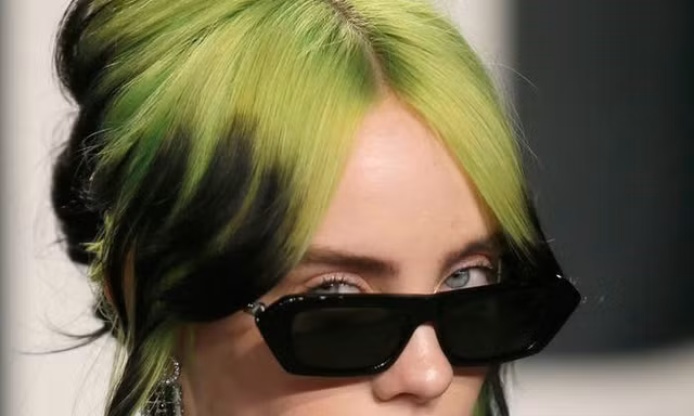 Billie Eilish tức giận trước cáo buộc “thắng giải Grammy vì là người da trắng“