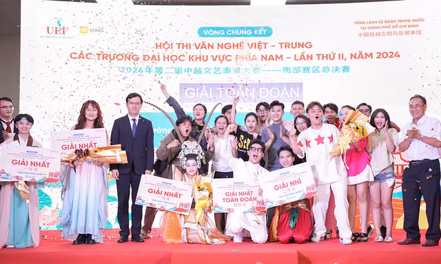 15 trường đại học tranh tài tại Chung kết Hội thi văn nghệ Việt - Trung