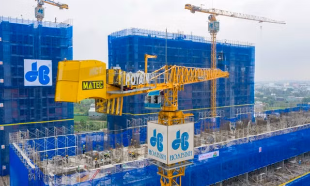 Gần 1,5 tỷ cổ phiếu HNG và HBC bị hủy niêm yết 