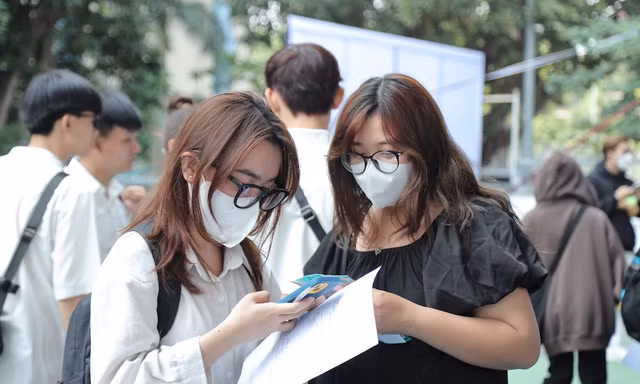 Trường đại học ứng dụng công nghệ số trong phỏng vấn thực tập tốt nghiệp