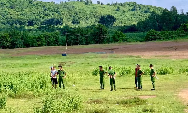 Tài xế xe tải 'bám đuôi' cô gái trẻ cả đoạn đường dài để thực hiện hành vi hiếp dâm