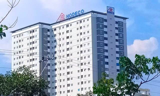 Tiền mặt chỉ còn 10 tỷ đồng, Hodeco lấy đâu 85 tỷ mua cổ phiếu HUB?
