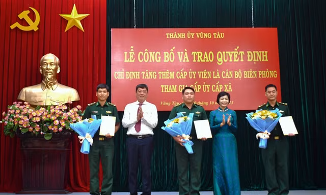 Công bố quyết định của Thành ủy Vũng Tàu về công tác cán bộ