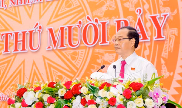 Phó Chủ tịch Thường trực HĐND tỉnh Bà Rịa - Vũng Tàu xin nghỉ hưu trước tuổi