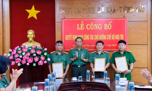 Công an Bà Rịa-Vũng Tàu trao quyết định bổ nhiệm loạt cán bộ