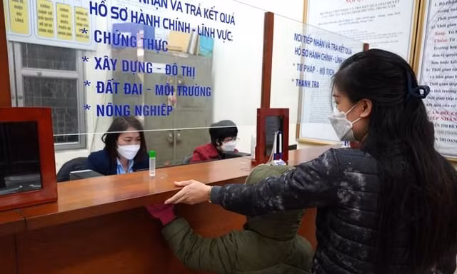 Bình Thuận yêu cầu thay thế cán bộ sách nhiễu khi tiếp dân