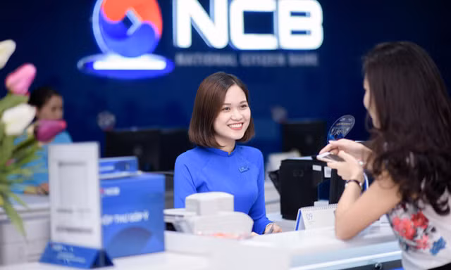 Lộ diện nhà đầu tư chi 6.200 tỷ mua cổ phiếu ngân hàng