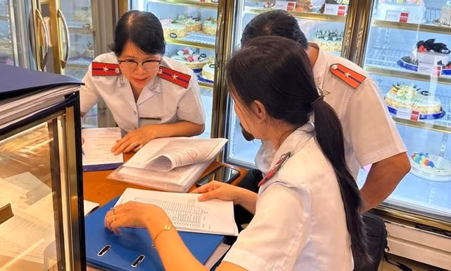 TPHCM công bố nguyên nhân trẻ tử vong do bánh su kem tại lễ trung thu