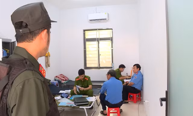 Phát hiện 10 tỷ đồng ‘chảy’ qua tài khoản của cán bộ thanh tra Sở GTVT và người thân