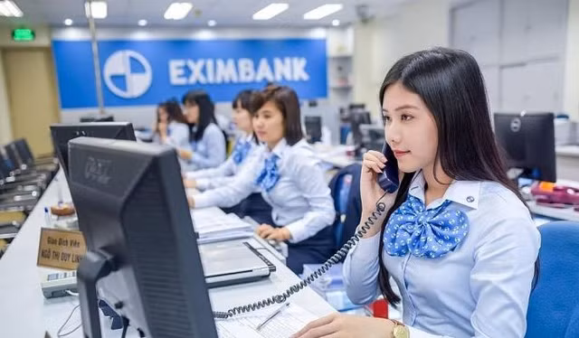 Một ngân hàng không bán được cổ phiếu quỹ 