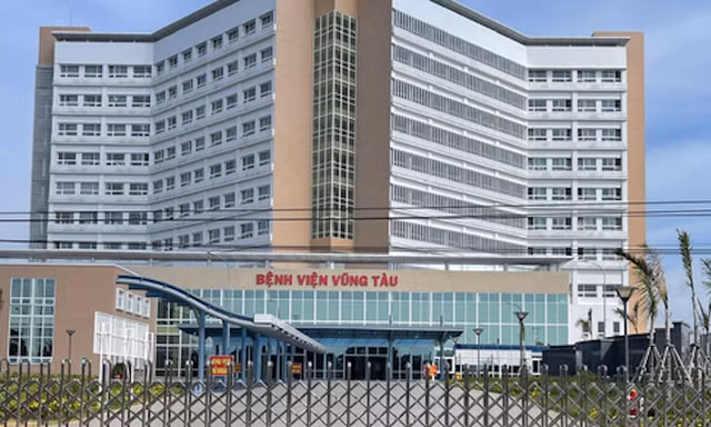 4 người nhập viện cấp cứu do uống rượu: Hàm lượng 'độc tố' cao hơn 2.300 lần cho phép