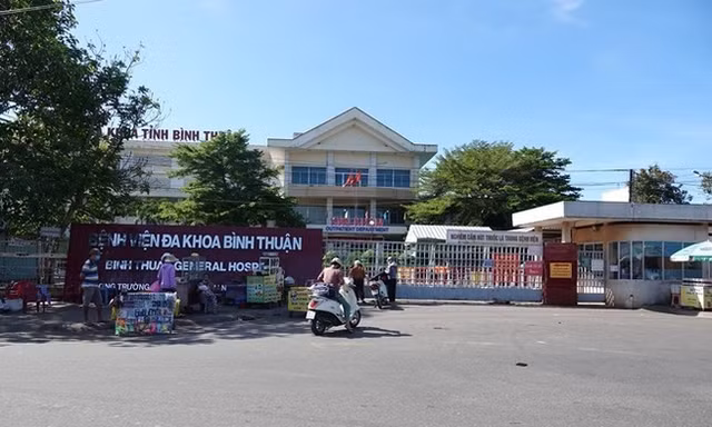 Hơn 50 du khách nghi ngộ độc thực phẩm khi du lịch Phan Thiết