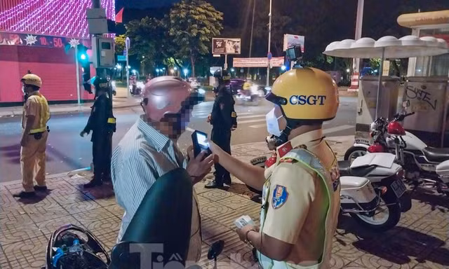 Bà Rịa-Vũng Tàu yêu cầu hạ thi đua cán bộ, công chức vi phạm giao thông