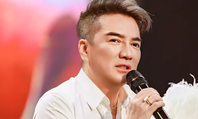 Đàm Vĩnh Hưng bị cấm diễn toàn diện