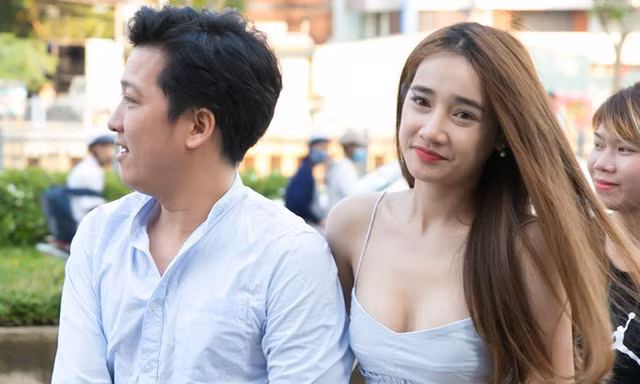 Vụ ồn ào khiến đạo diễn Nhất Trung và vợ chồng Trường Giang không nhìn mặt nhau