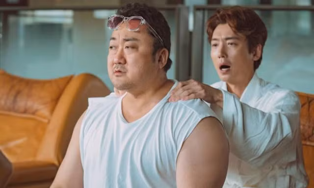 Người hùng cơ bắp Ma Dong Seok khiến khán giả nghẹt thở
