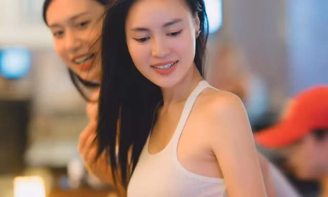 Tranh cãi về Ninh Dương Lan Ngọc