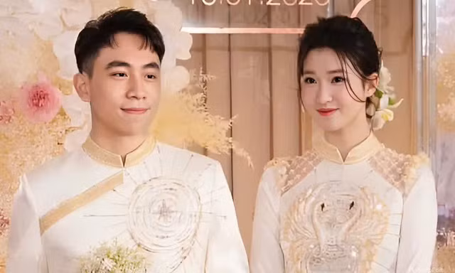 Áo cưới may trong 100 giờ của Phương Nhi và chồng thiếu gia