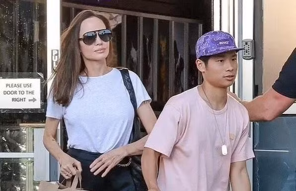 Con trai gốc Việt ở đâu khi Angelina Jolie và Brad Pitt kiện tụng?