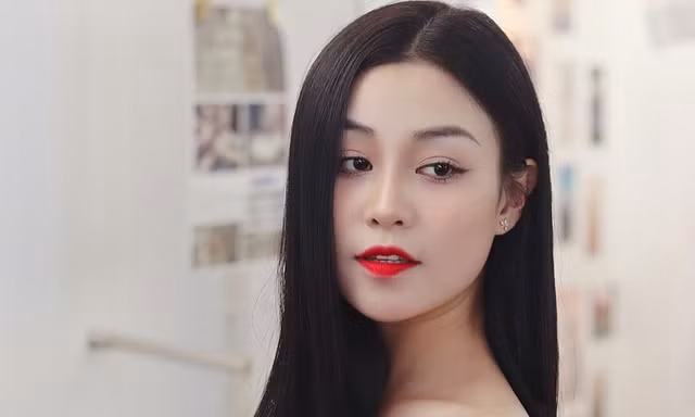 Diễn viên Quỳnh Châu: ‘Tôi không thích đàn ông giàu và cũng không yêu đàn ông ở showbiz’