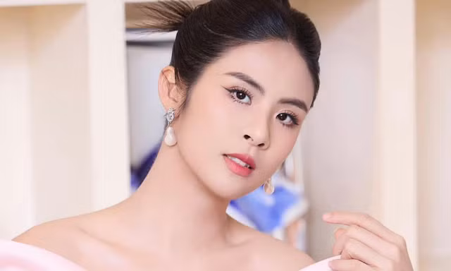 Hoa hậu Ngọc Hân mang thai