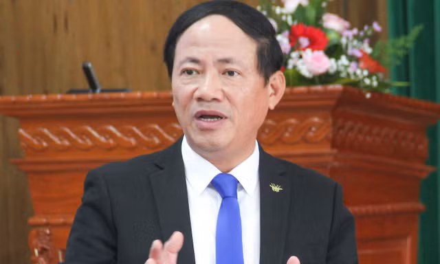 Chủ tịch Bình Định: 'Đơn vị nào không đổi mới thì thay đổi lãnh đạo'