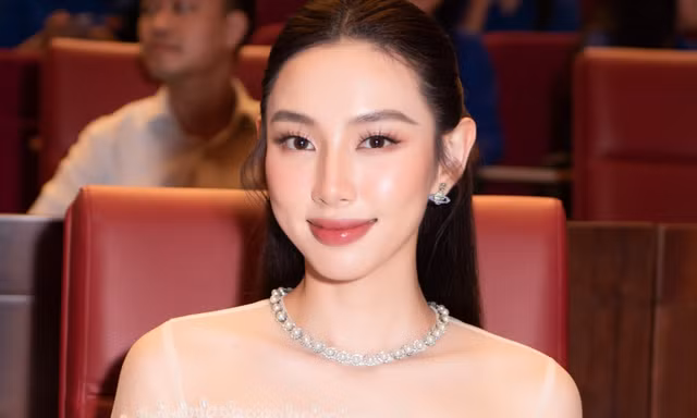Dior hiển thị lại ảnh của Thùy Tiên