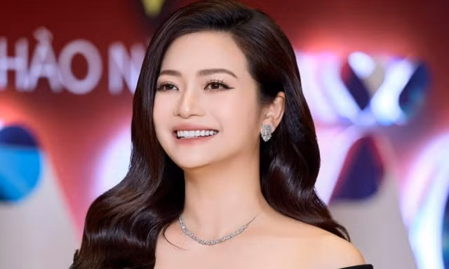 Tại sao 'Gia đình mình vui bất thình lình' bị chê nhiều nhưng thắng giải?