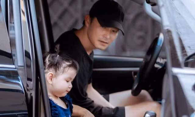 Từ chuyện nghệ sĩ Việt vỡ nợ: 'Làm giàu không khó' chỉ là tên một cuốn sách