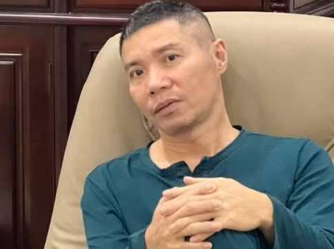 NSND Công Lý bị đồn qua đời, vợ lên tiếng