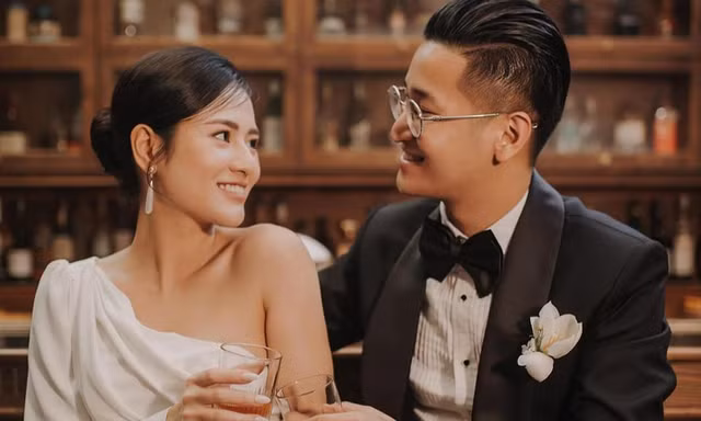 Nữ diễn viên Việt Hoa và bạn trai cưới sau 7 năm yêu nhau