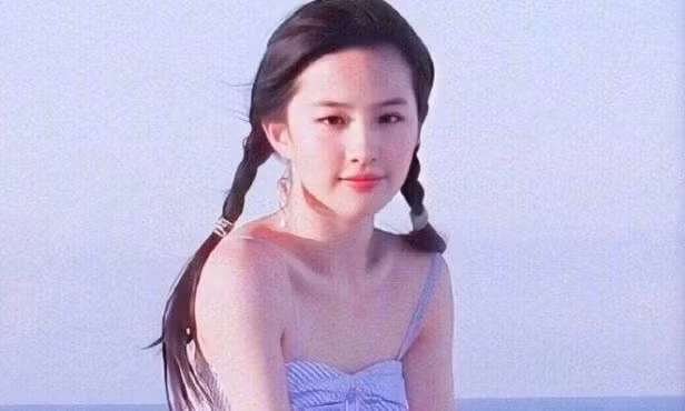 Lưu Diệc Phi bị bạo lực học đường