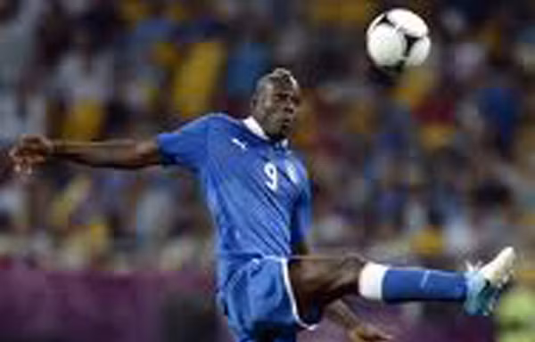 Đội hình tiêu biểu Euro 2012