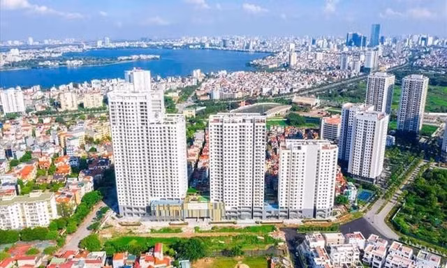 Nghị quyết tháo gỡ khó khăn cho thị trường bất động sản: Khơi thông vốn, gỡ vướng thể chế