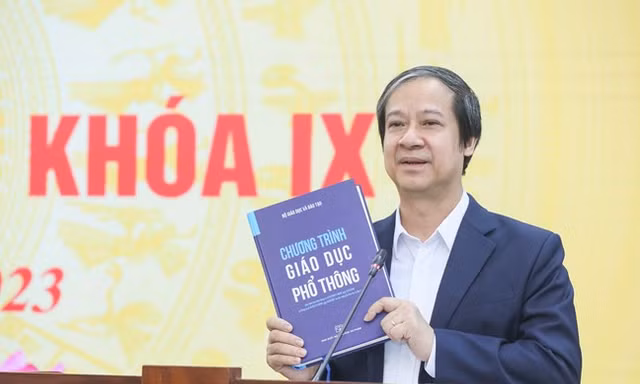Bộ trưởng GD&ĐT: Thay đổi nữa thì không biết uy tín của ngành giáo dục sẽ ra sao?
