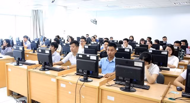 Chỉ tuyển công chức đạt kết quả đầu vào từ 8/2024