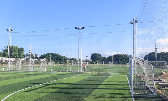 Vụ cho thuê sân vận động Cam Ranh 'giá bèo': Cưỡng chế công trình vi phạm