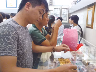 Phát hiện 300 lượng vàng nhái SJC