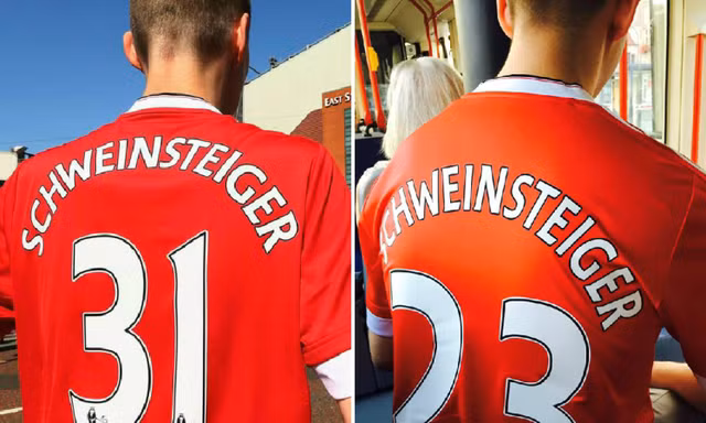 Các CĐV lỡ mua áo số 23 in tên Schweinsteiger sẽ được đền bù.