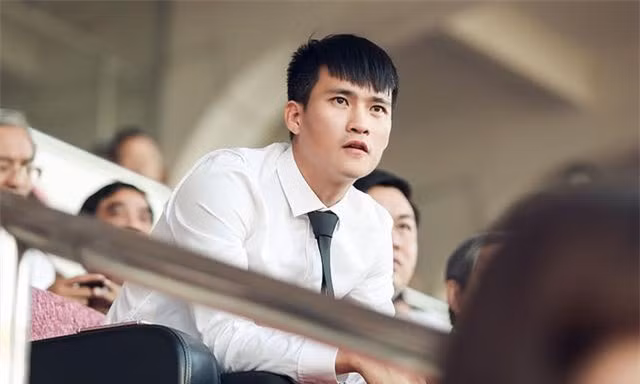 Công Vinh có động thái mạnh mẽ về nhân sự ở CLB TP HCM.