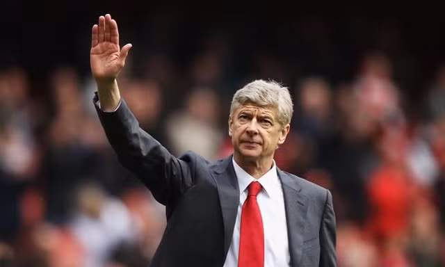 HLV Arsene Wenger.