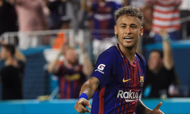 Neymar tiếp tục mang tới những rắc rối cho Barcelona.