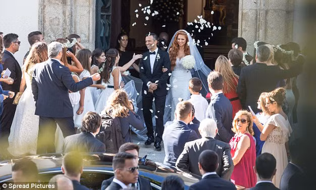 Đám cưới của Mendes.