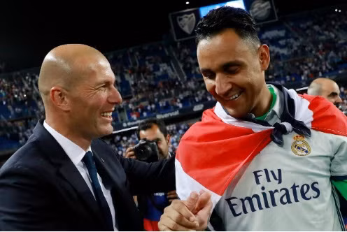 HLV Zinedine Zidane khiến Keylor Navas không vui.