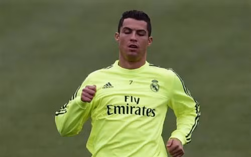 Ronaldo vẫn cảm thấy khó chịu với vấn đề ở đùi phải.
