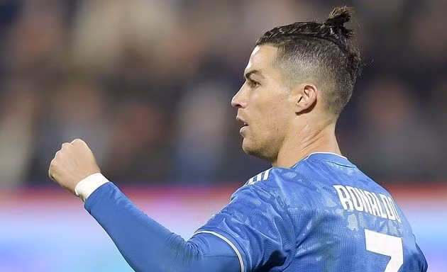 Juventus muốn gia hạn hợp đồng tới 2024 với Cristiano Ronaldo.
